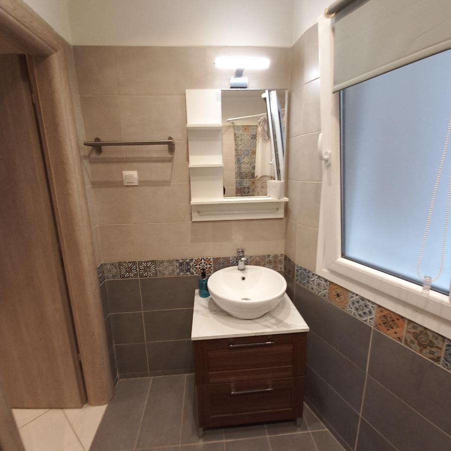 Ifestionos 2-Bedroom Apartment เทสซาโลนิกิ ภายนอก รูปภาพ